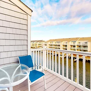 https://hidden-harbour-312c.ocean-city-hotels.net